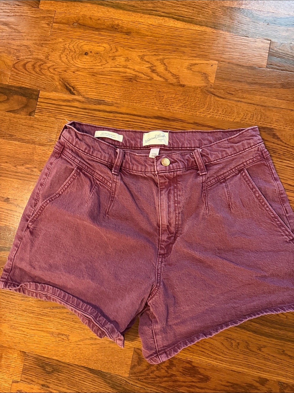 Universal Thread maroon High-Rise Jean Shorts